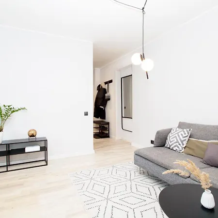 Revalia Bus Station-airport One Bedroom Appartement
